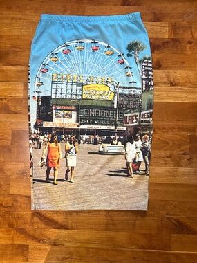 Topshop graphic tube skirt, size 8